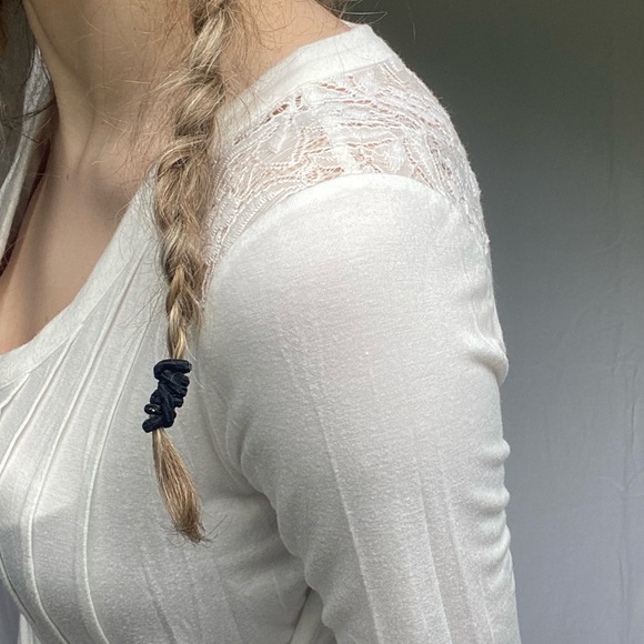 Motherhood Maternity White Small Flowy Blouse Top - Picture 7 of 9